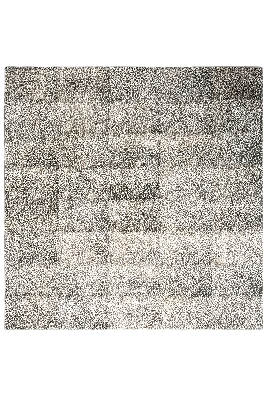 LEOPARD PRINTED – Designer Wool Rug for Modern Interiors