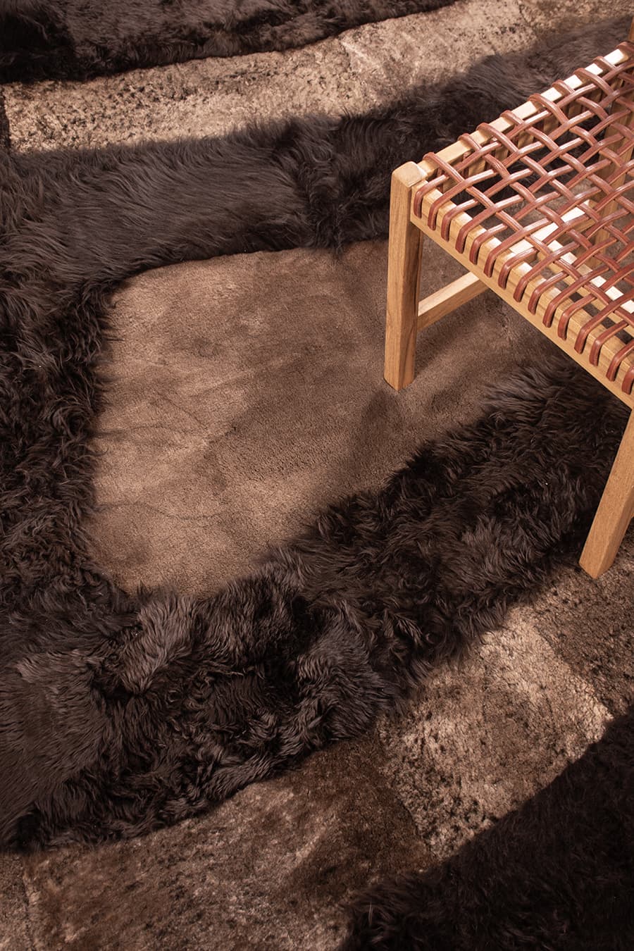 OBELIX – Unique Shaped Rug in Natural Shearling
